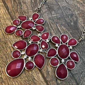 Premier Designs raspberry necklace